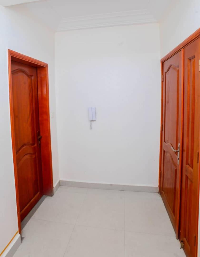 Appartement Standing Avion Yaoundé Exterior foto